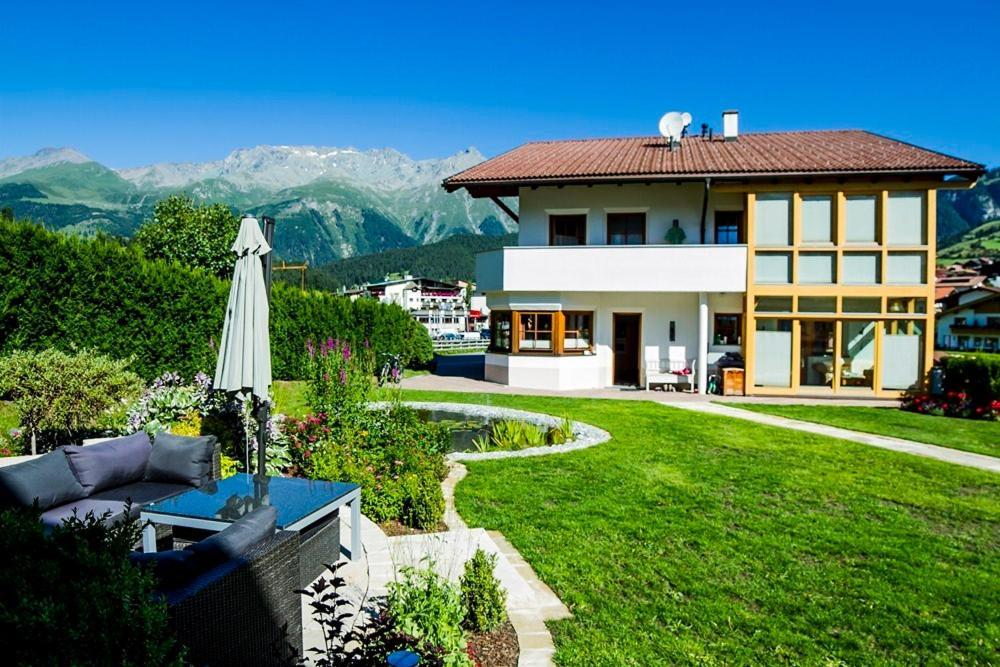 Alberts Bellevue Appartements Nauders Quarto foto