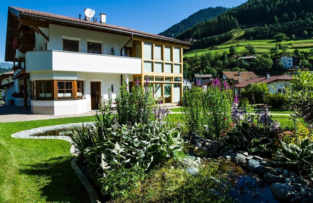 Alberts Bellevue Appartements Nauders Exterior foto